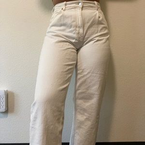 Size 10 white LEExH&M mom jeans